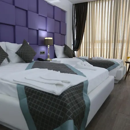 Szálloda Elips Royal & 4*